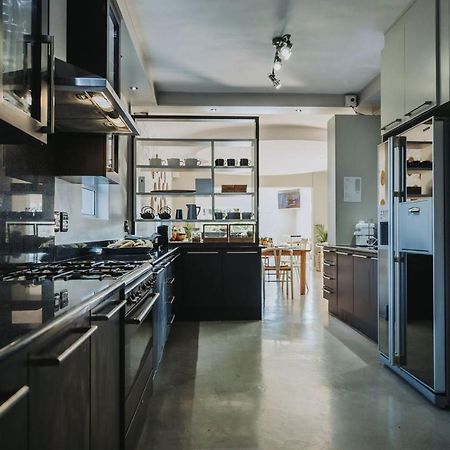 The Edge Boutique Bed And Breakfast Гонубі Екстер'єр фото